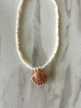 Cargar imagen en el visor de la galería, Lai collar de concha