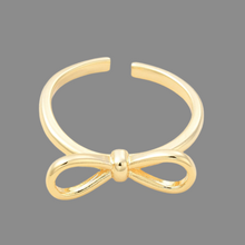 Cargar imagen en el visor de la galería, Gold bow ring
