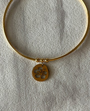 Cargar imagen en el visor de la galería, Flor maga bangle
