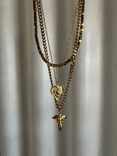 Cargar imagen en el visor de la galería, Golden heart necklace
